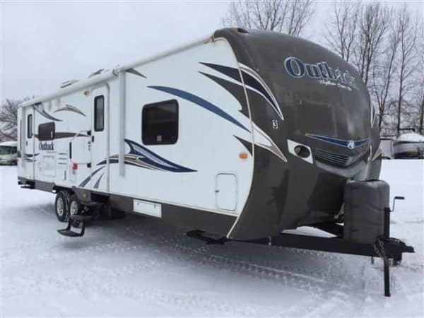 Outback 36' travel trailer for rent - RV rentals Phoenix AZ - Going Places RV Rentals