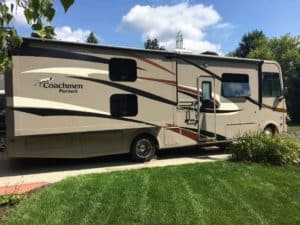 Pursuit 33' Class A RV for rent - RV rentals Phoenix AZ - Going Places RV Rentals