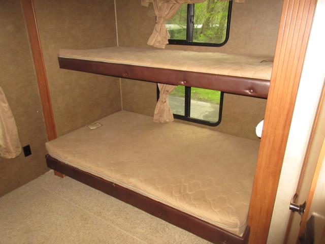 Sandpiper 40 Fifth Wheel For, 5th Wheel Campers With Bunk Beds